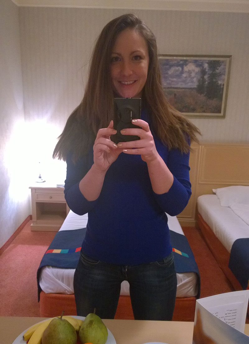Nina, selfie in Park Inn by Radisson (3)