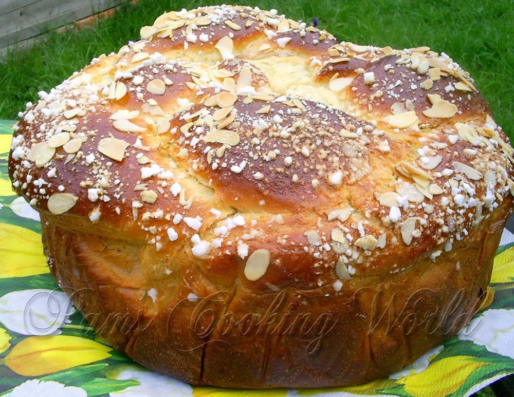 Bulgarian Easter bread