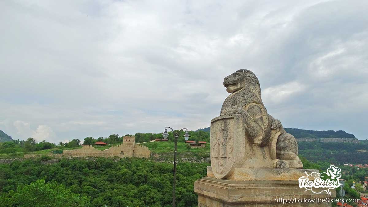 Tsarevets lion and Trapezitsa Hill in Veliko Tarnovo